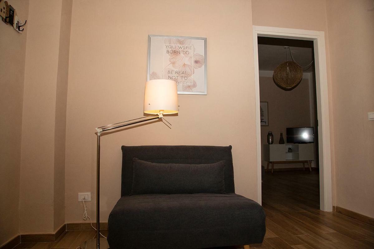 Casalou' Apartment Sarzana Bagian luar foto