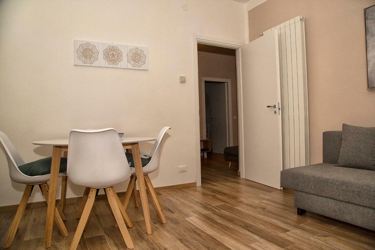 Casalou' Apartment Sarzana Bagian luar foto